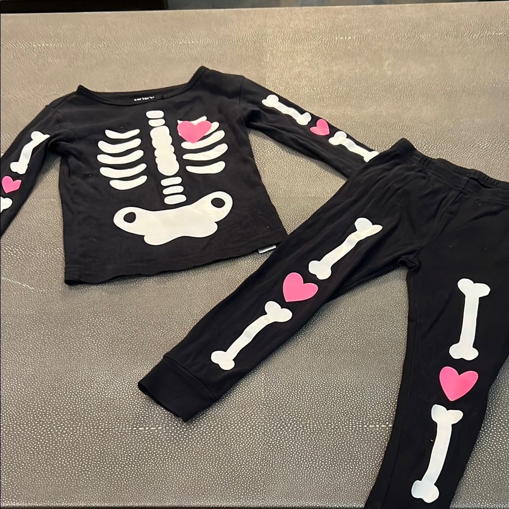 Skeleton Pajama Set with Pink Hearts 3T